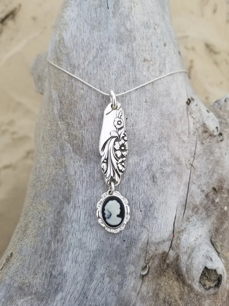 Spoon Pendant Evening Star